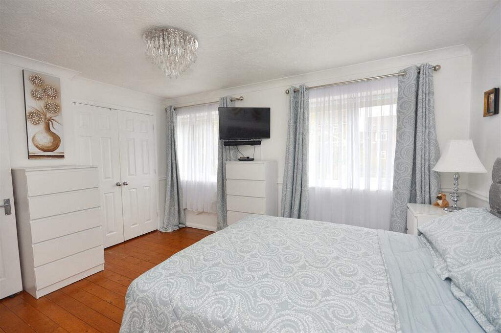 Additional image 14 of Grasmere Close, Eastbourne