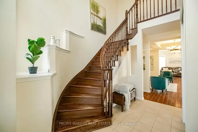 Additional image 4 of 16 Miracle Tr