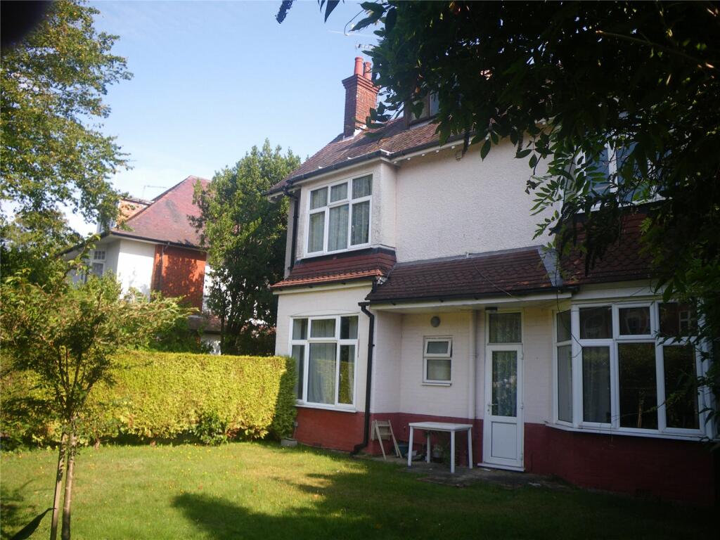 Portchester Road, Bournemouth, BH8