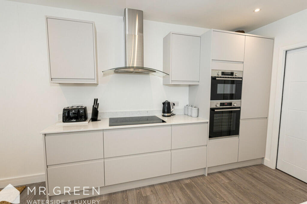 Additional image 8 of Carbery Avenue, Southbourne, Bournemouth, BH6 3LE