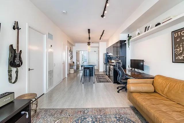 Additional image 22 of 33 Singer Crt Unit 3101