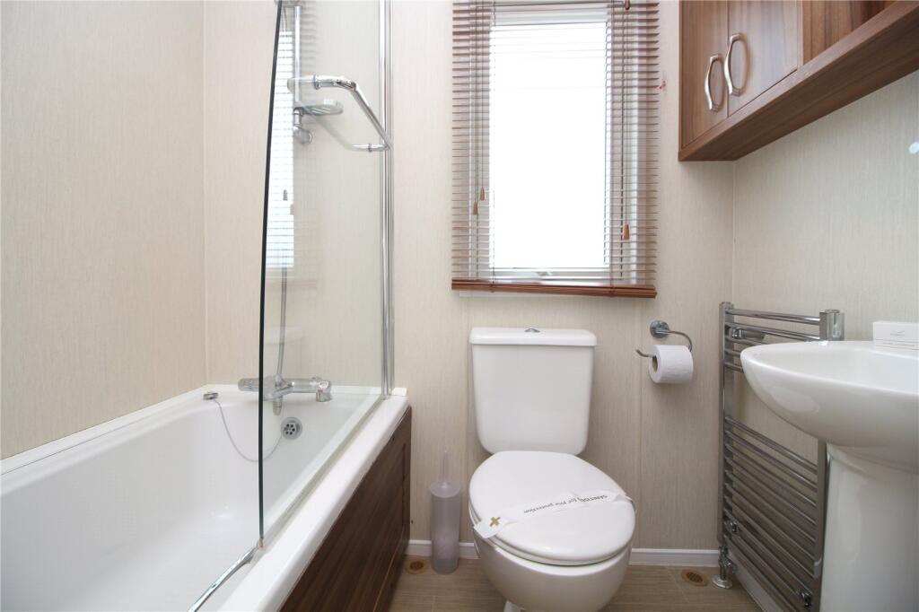 Additional image 7 of Chewton Sounds, Naish Estate, Barton On Sea, Hampshire, BH25