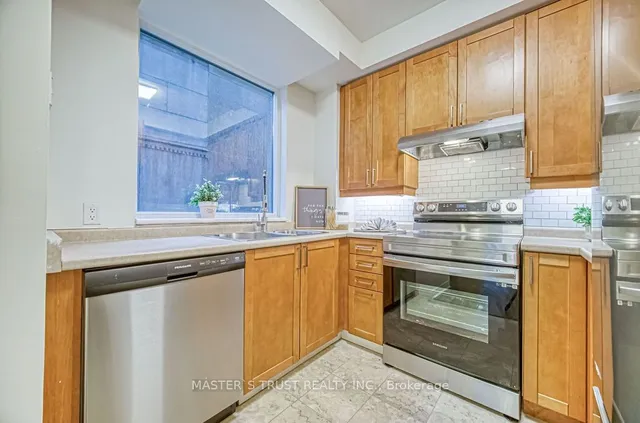 Additional image 9 of 55 Bloor St Unit 607