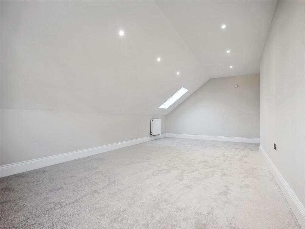 Additional image 37 of Whitehayes Road, Burton