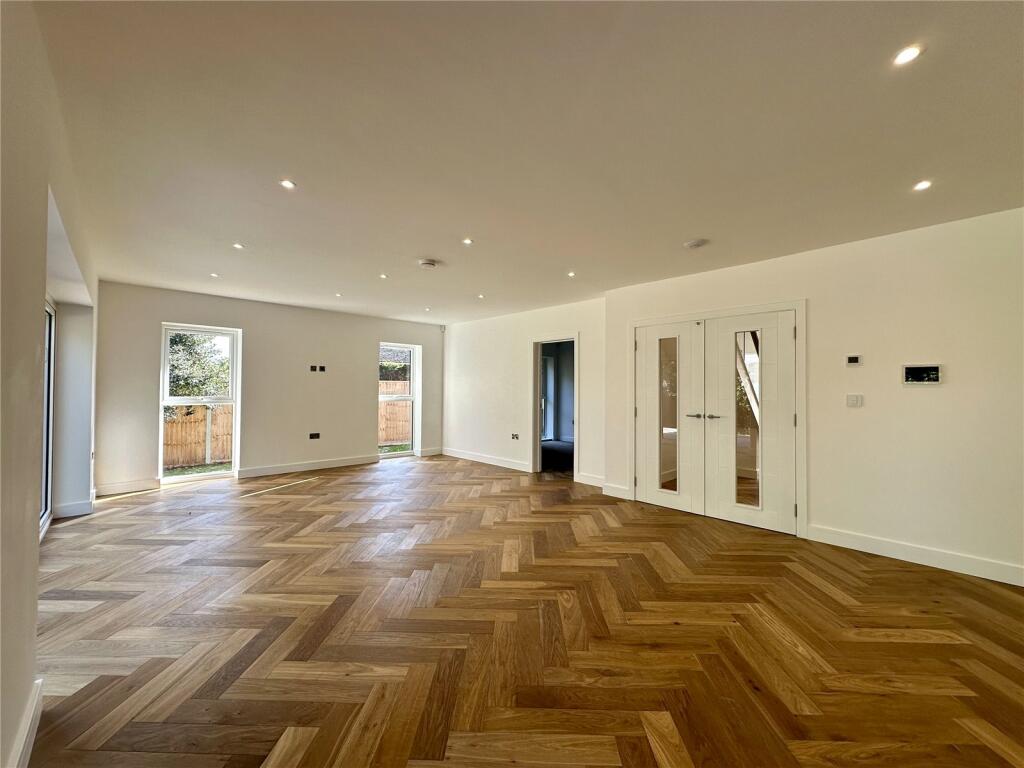 Additional image 4 of Smugglers Lane North, Highcliffe On Sea, Christchurch, Dorset, BH23