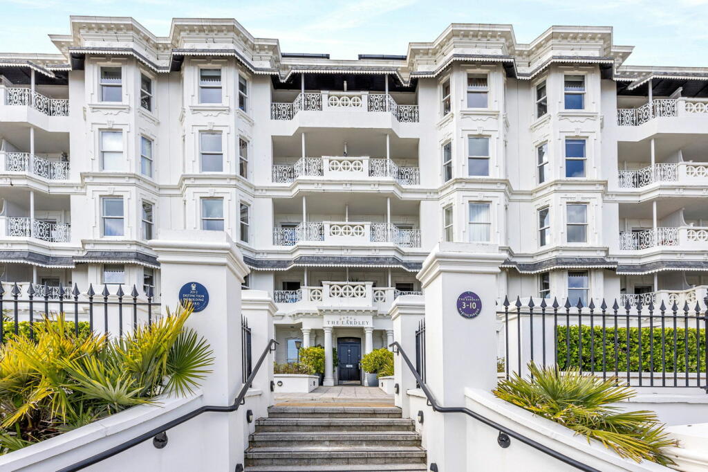 Additional image 24 of Marine Parade, Worthing, BN11 3FE