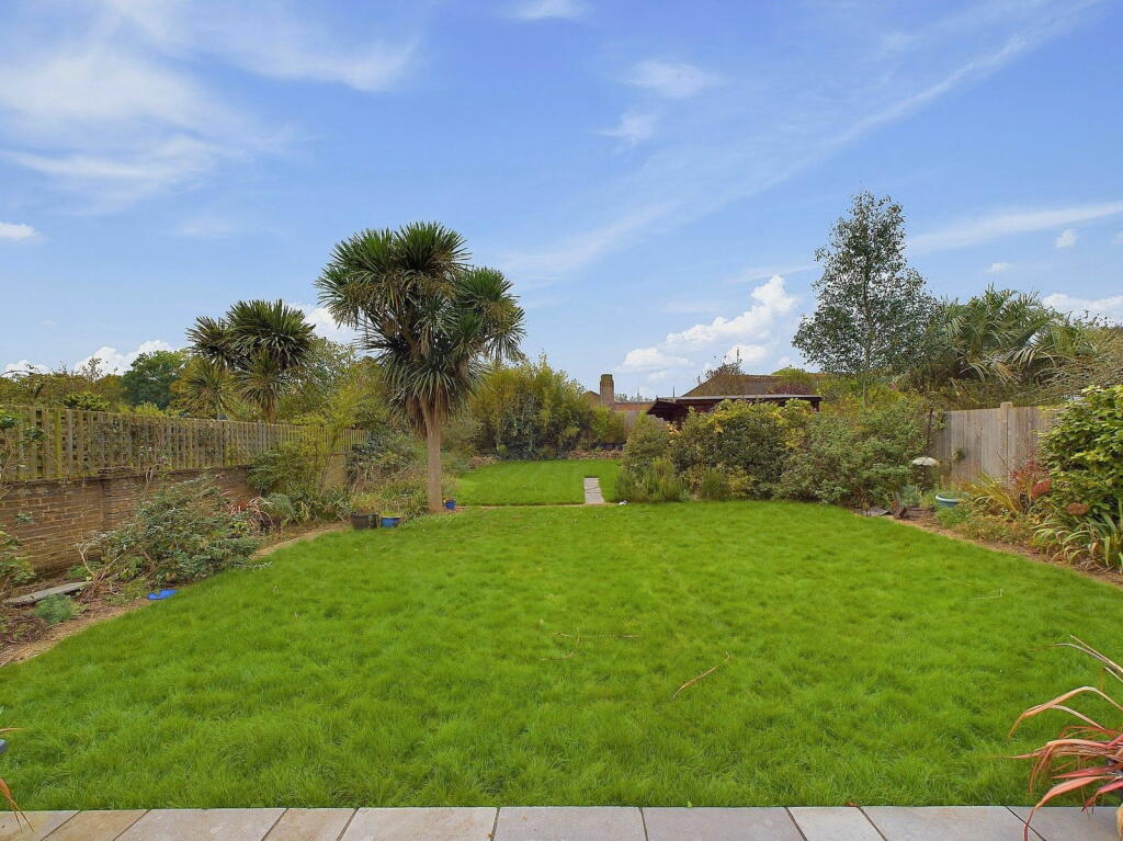 Additional image 18 of Oldfield Crescent, Southwick