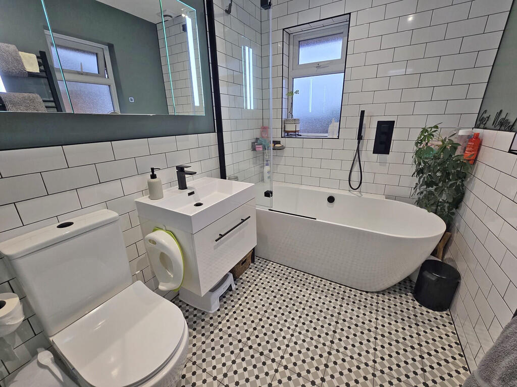 Additional image 4 of Downland Avenue, Southwick