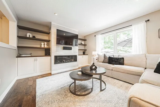 Additional image 10 of 94 Valmont St