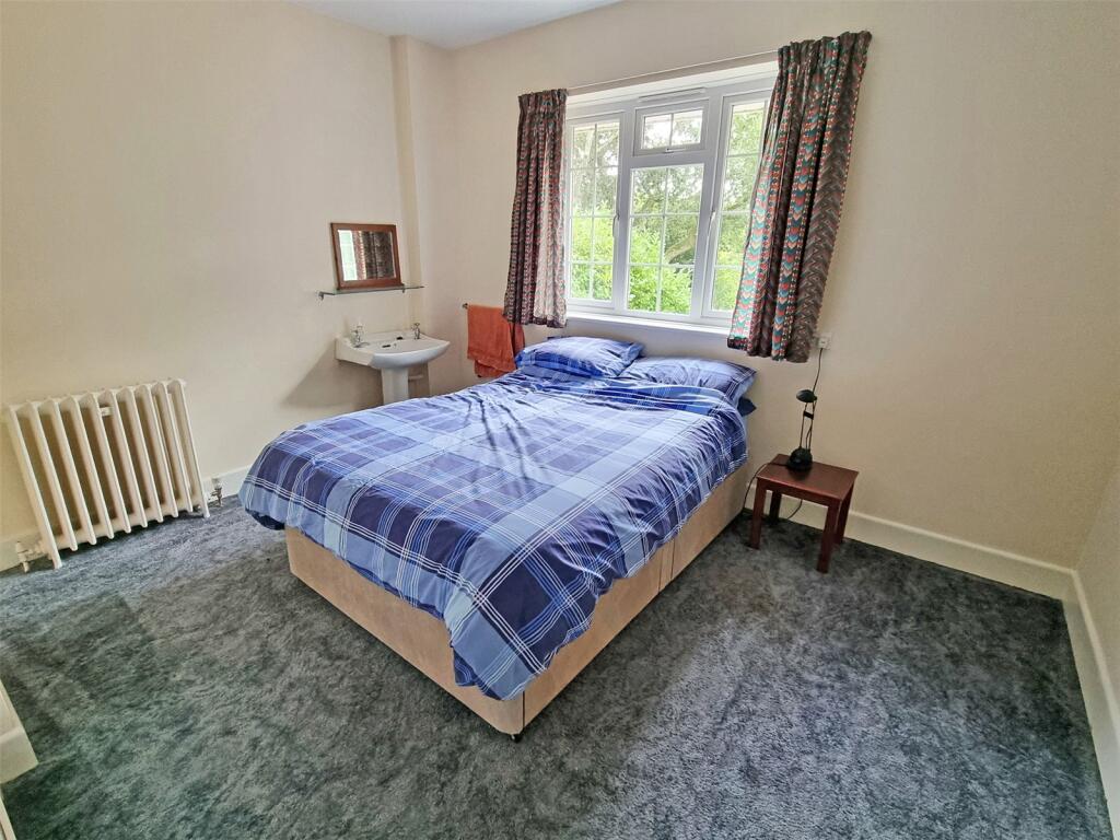 Additional image 13 of Barrs Avenue, New Milton, Hampshire, BH25