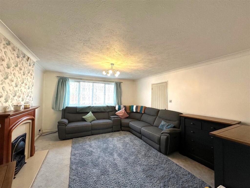 Additional image 15 of Beuzeville Avenue, Hailsham