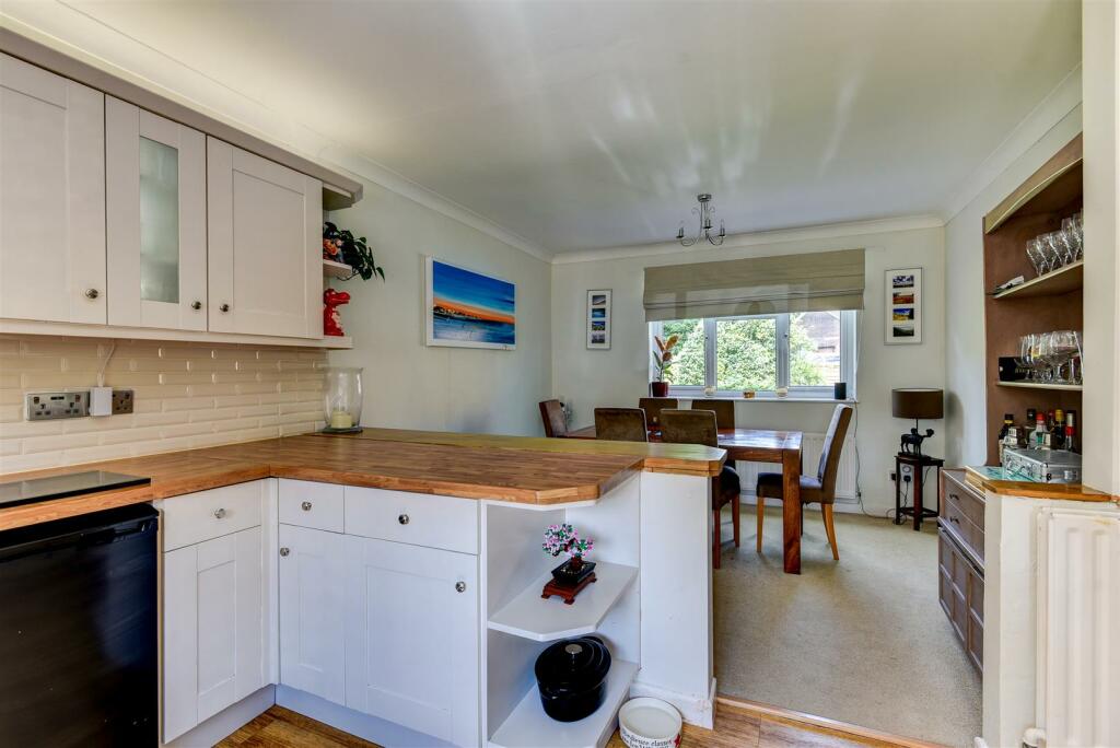 Additional image 11 of Farnefold Road, Steyning