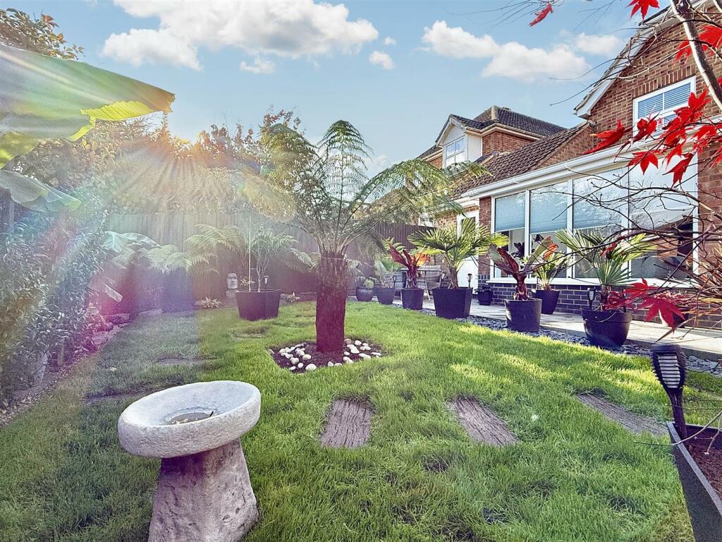 Additional image 16 of Chiltern Close, Eastbourne