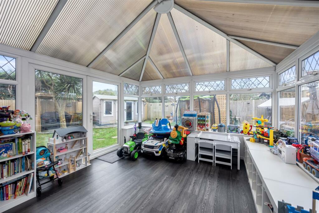 Additional image 12 of Morland Avenue, Worthing