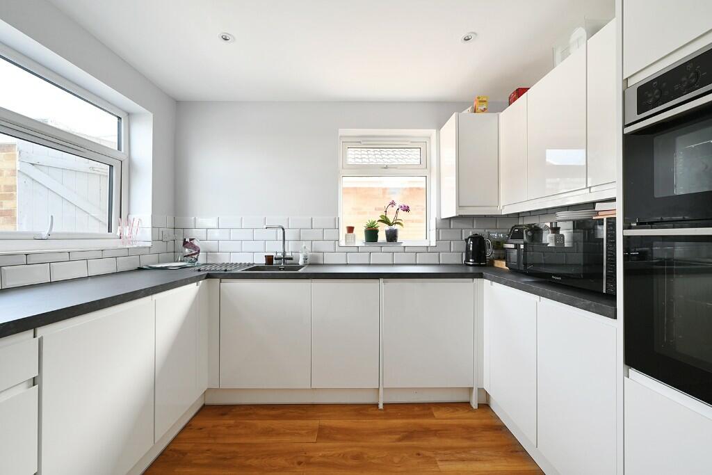 Additional image 25 of Hogarth Road, Eastbourne, East Sussex, BN23