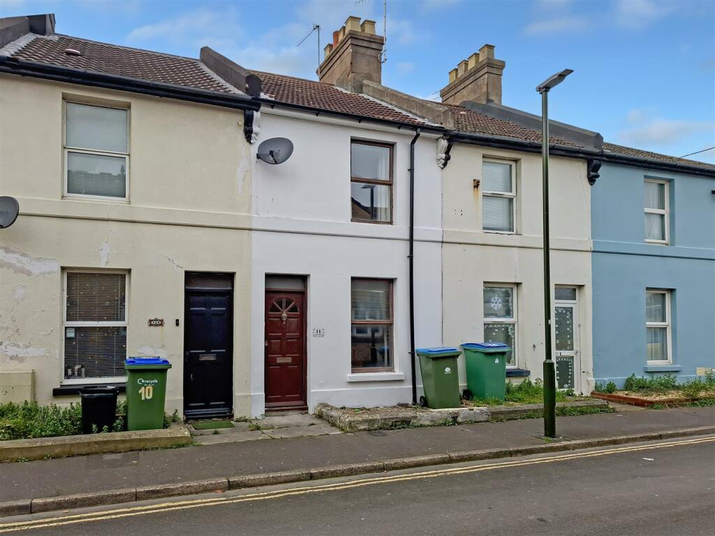 Albert Road, Littlehampton, West Sussex