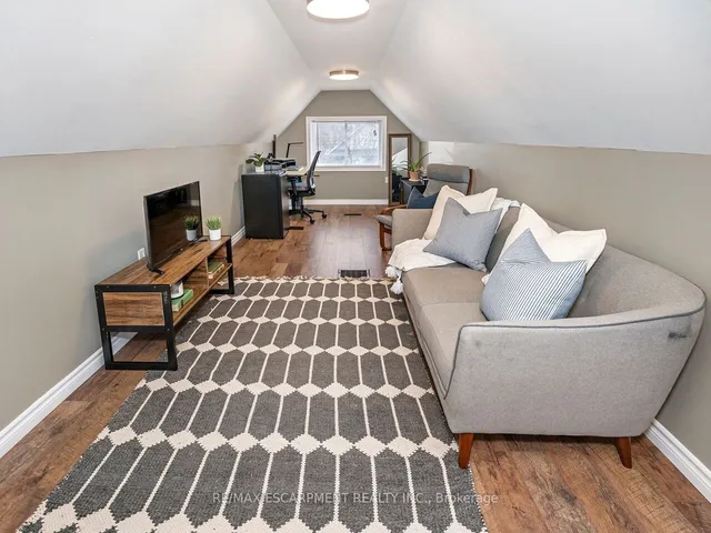 Additional image 35 of 218 Cumberland Ave