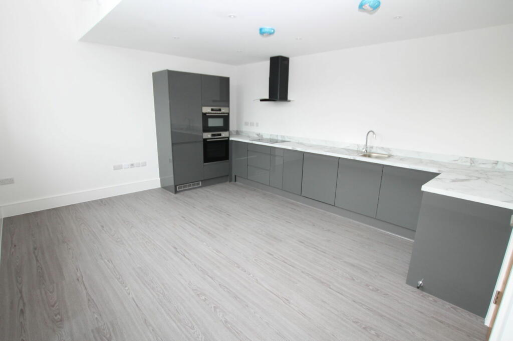 Additional image 18 of Caxton House, Ham Road, Shoreham-by-Sea
