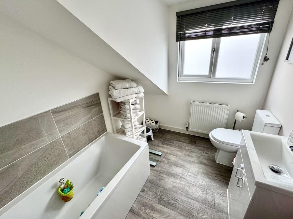 Additional image 8 of Willow Street, Cleckheaton, BD19