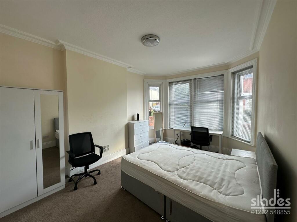 Additional image 21 of LUXURY STUDENT HOUSE Alma Road, Winton