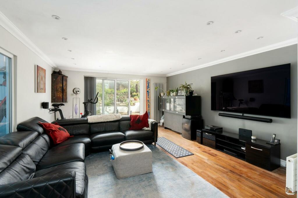 Additional image 5 of Marine Parade, Brighton