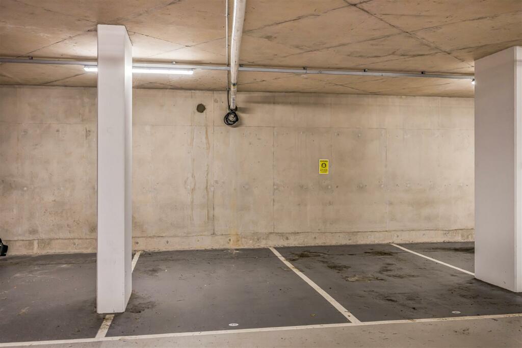 Additional image 20 of West Cliff Road, Bournemouth