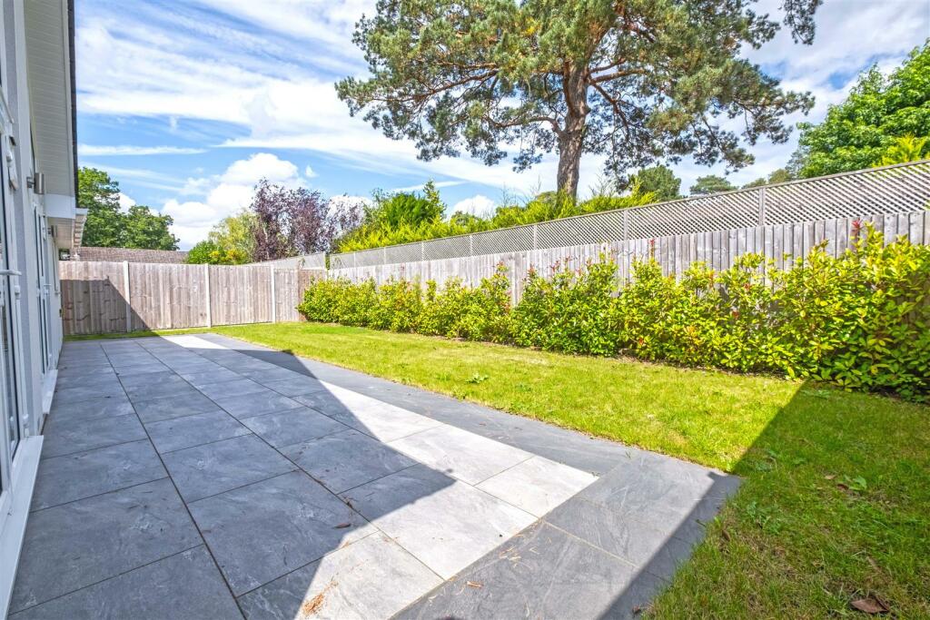 Additional image 12 of Woodlinken Drive, Verwood