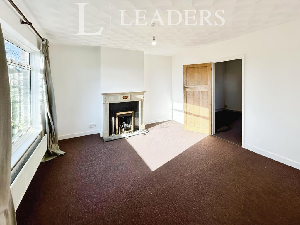 Additional image 3 of Amberly