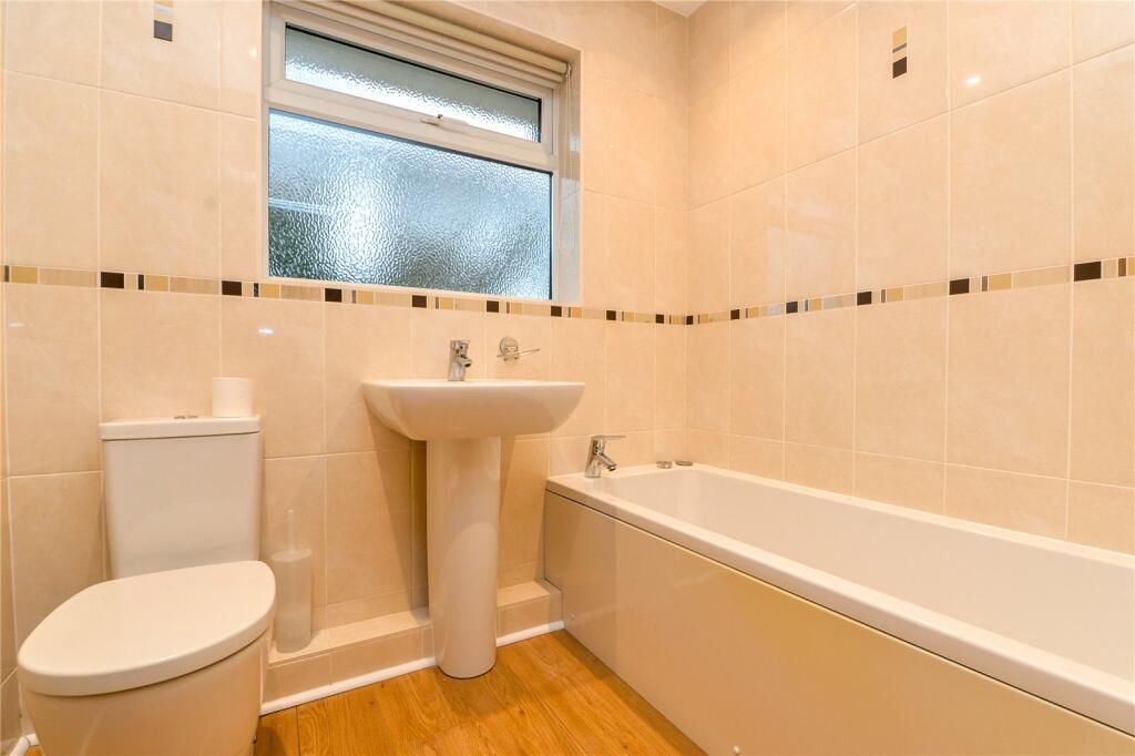 Additional image 12 of Barton Croft, Barton on Sea, New Milton, Hampshire, BH25