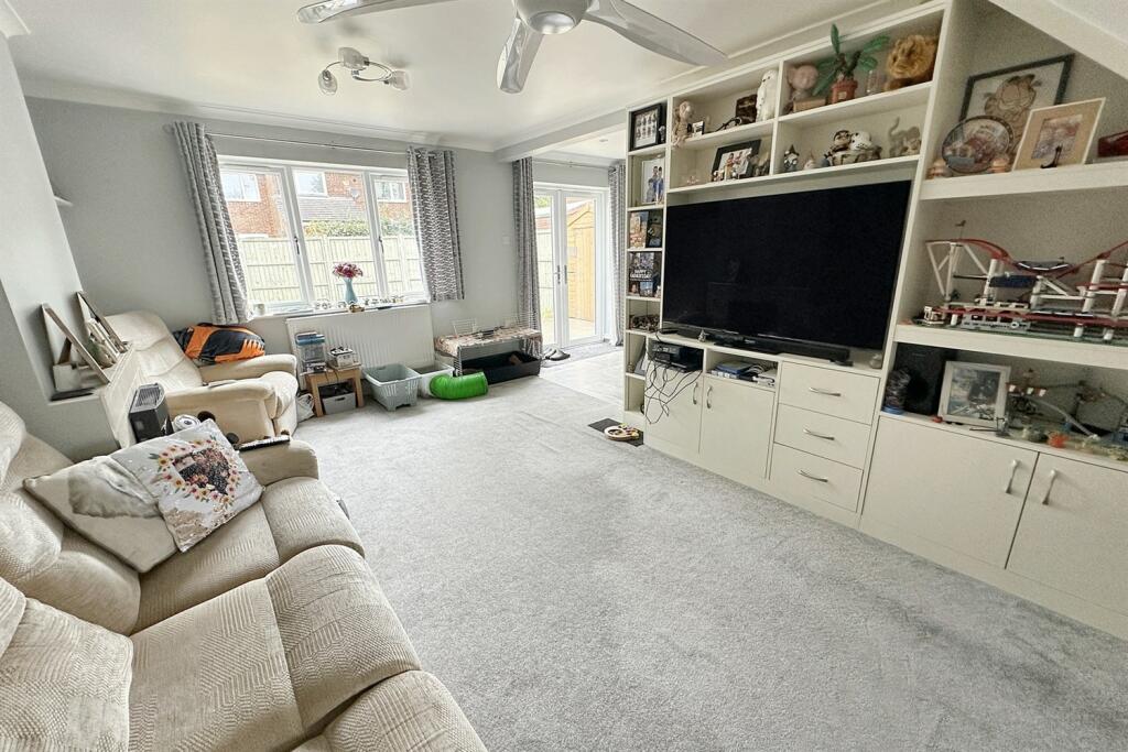 Additional image 4 of Ferndown