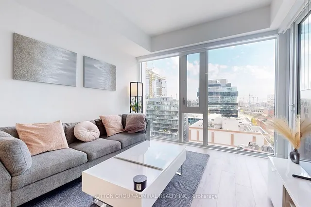 Additional image 3 of 158 Front St Unit 1412