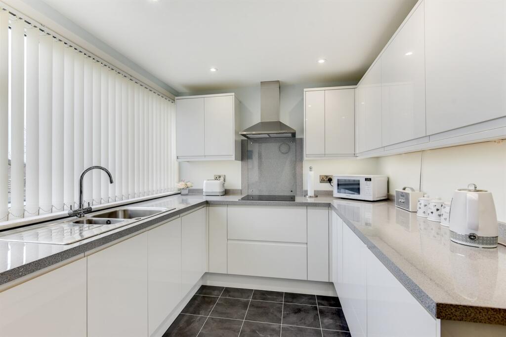 Additional image 9 of Grinstead Avenue, Lancing, BN15