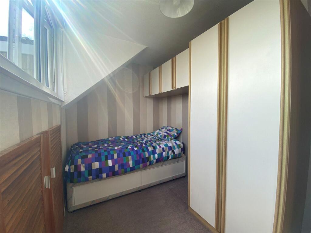 Additional image 12 of Park House Walk, Low Moor, Bradford, BD12