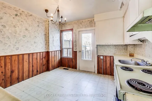 Additional image 8 of 26 Balfour Ave