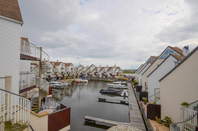 Additional image 12 of CHRISTCHURCH TOWN CENTRE