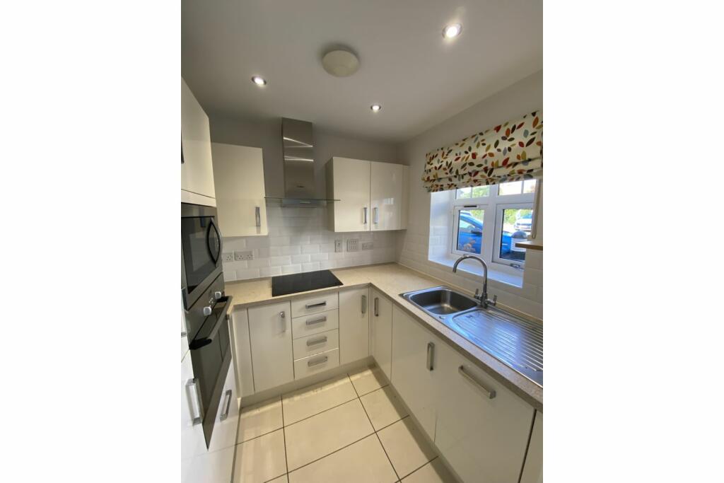 Additional image 3 of 220 Tuckton Road, Bournemouth, BH6