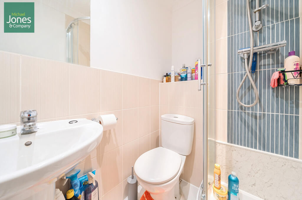 Additional image 5 of Crescent Road, Worthing, BN11