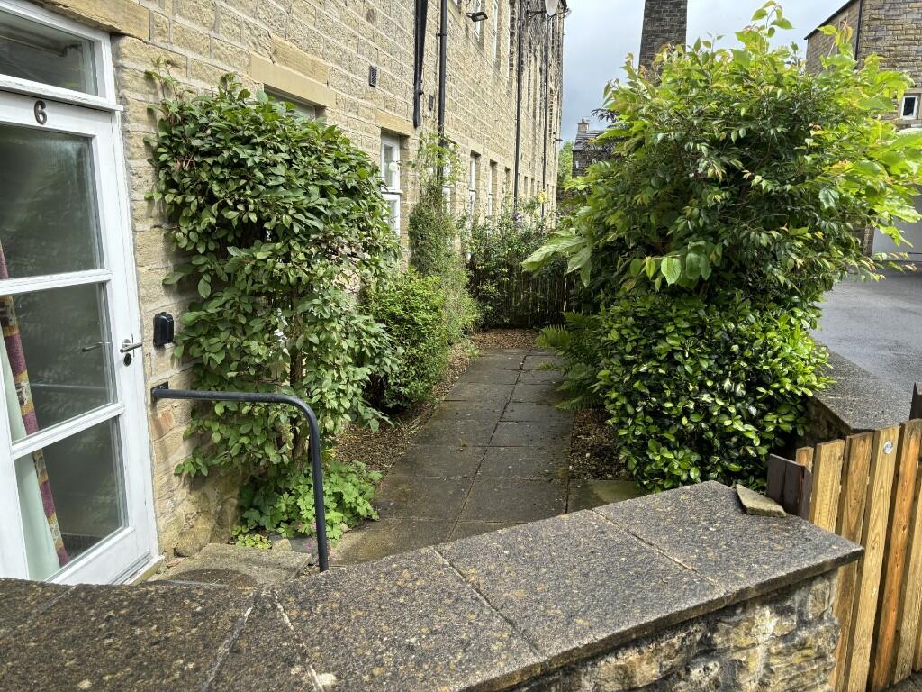 Additional image 3 of Main Street, BD15