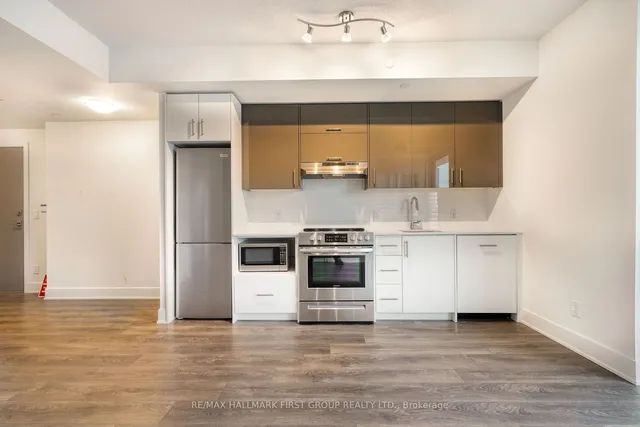 Additional image 7 of 188 Fairview Mall Dr Unit 1015