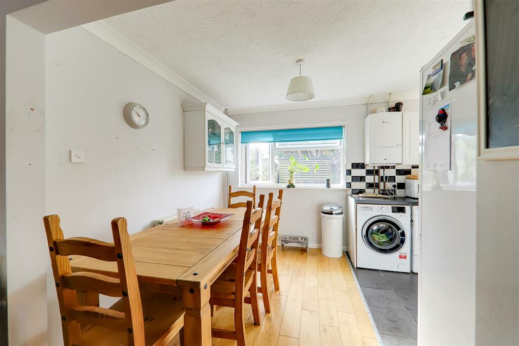 Additional image 5 of Barn Close, Worthing