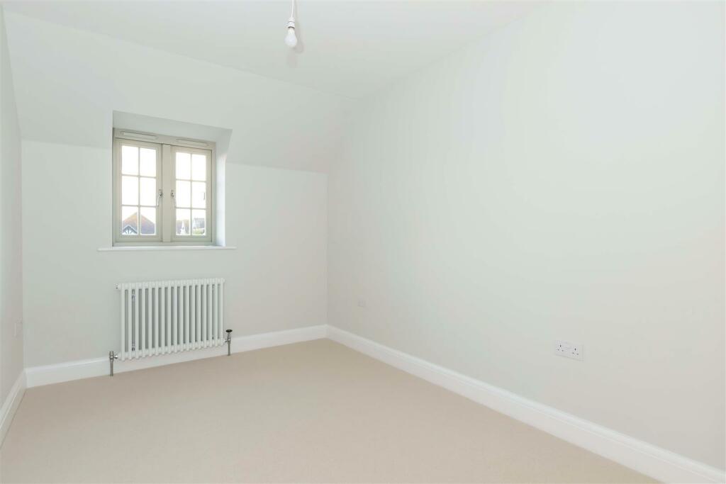 Additional image 17 of East Avenue, Goring-By-Sea, BN12 4DD