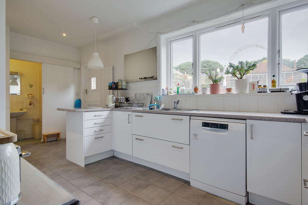 Additional image 17 of Montague Road, Bournemouth, BH5 2EW