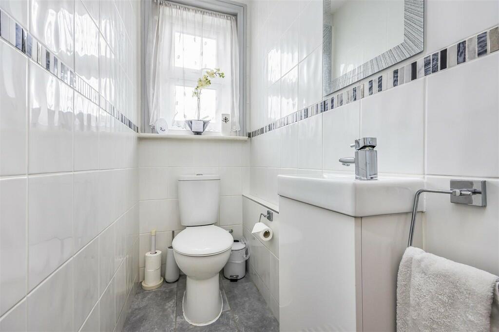 Additional image 17 of Holdenhurst Road, Bournemouth