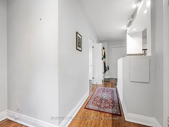 Additional image 14 of 1840 Bathurst St Unit 305