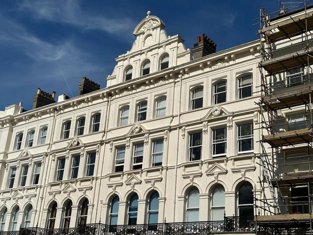 Additional image 2 of 4th Floor Front Office, 27 Palmeira Mansions, Church Road, Hove, BN3 2FA