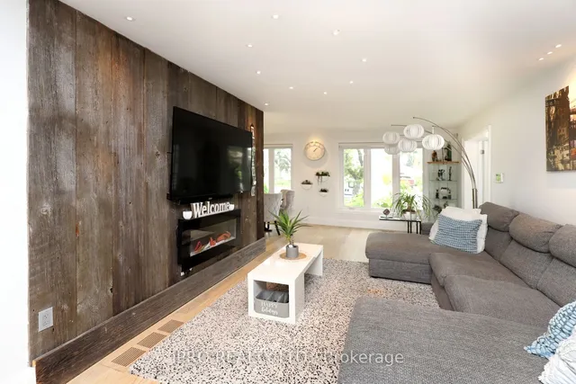 Additional image 7 of 8 Humheller Rd