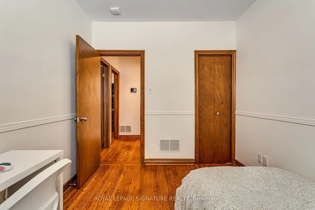 Additional image 24 of 72 De Quincy Blvd