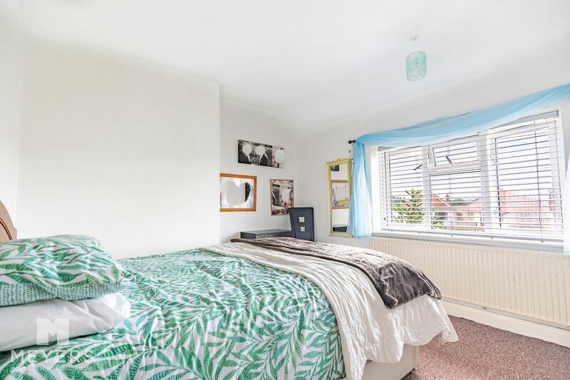Additional image 9 of Glissons, Ferndown