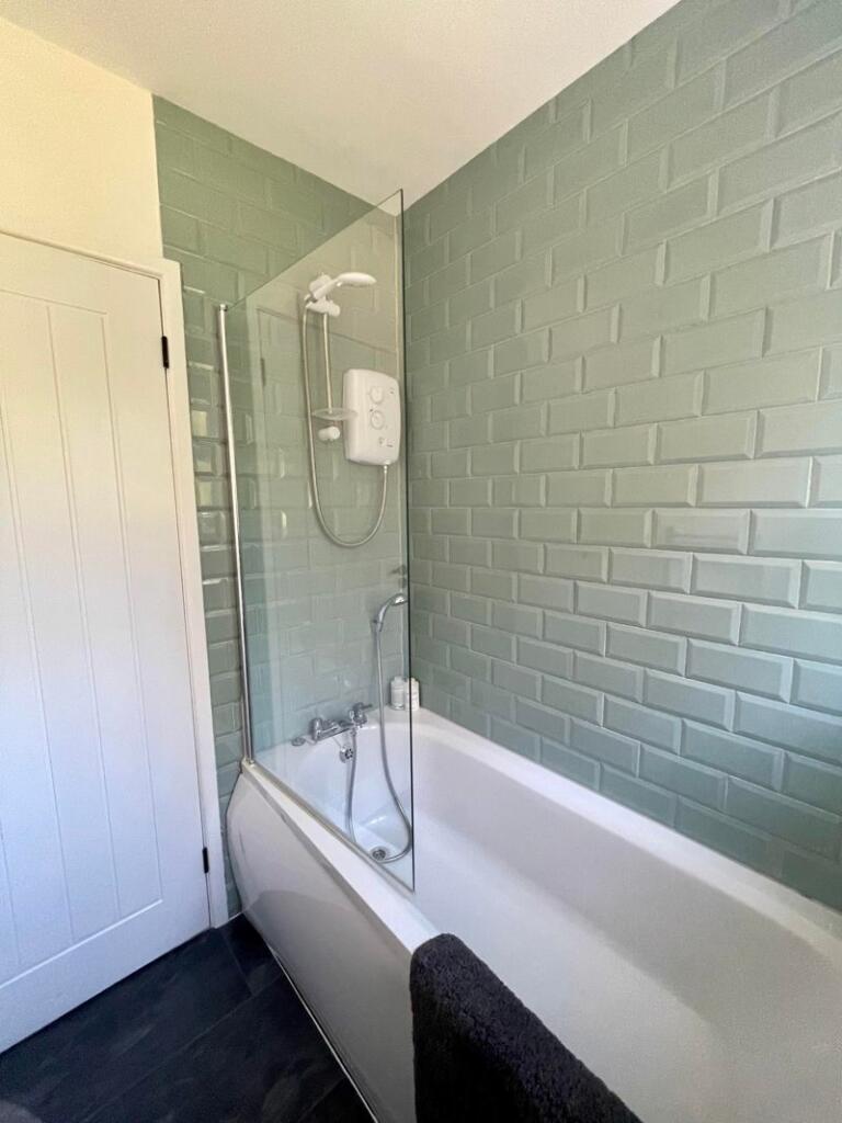 Additional image 4 of Two bedroom fully furnished apartment with Sea Views