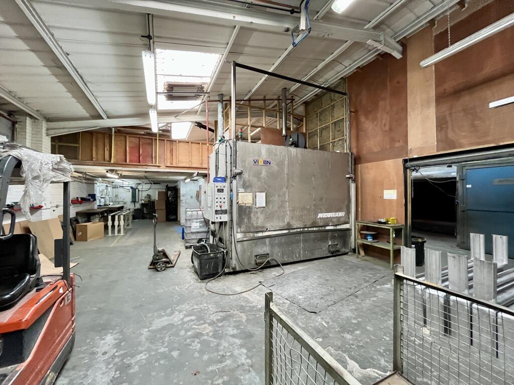 Additional image 5 of Unit 13, Dawkins Road Industrial Estate, Hamworthy, Poole, Dorest, BH15 4JP